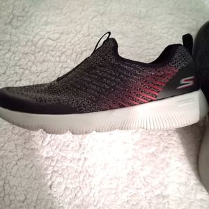 Sketchers Air Cooled Goga Sneakers